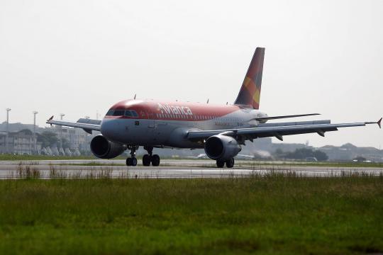 Avianca devolverá 8 aviões após a Páscoa; 305 voos são cancelados