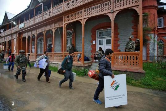 Indians begin voting in second phase of mammoth general election