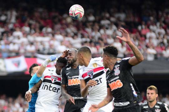 Corinthians e São Paulo têm defesas como trunfo até para fazer gol