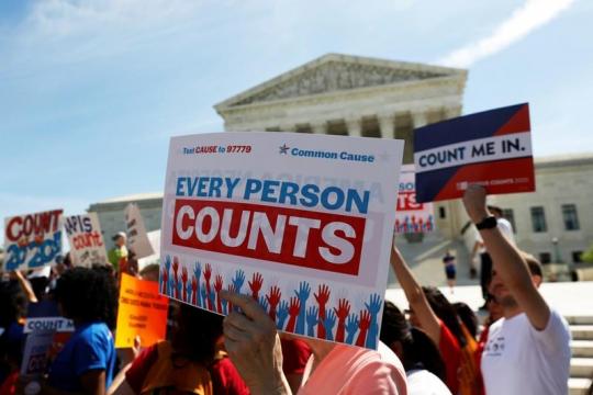 Trump on track for Supreme Court victory on census citizenship question