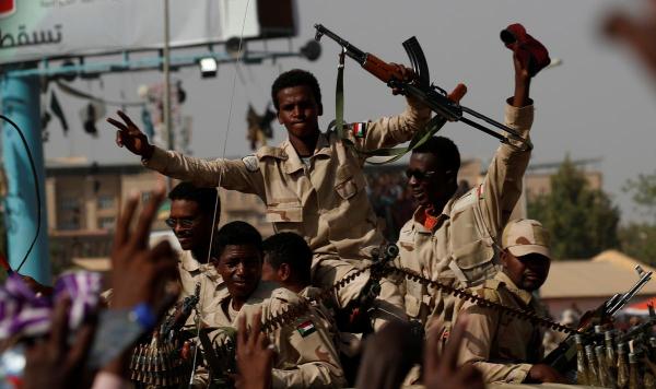 Sudan judges march in Khartoum, join opposition protests
