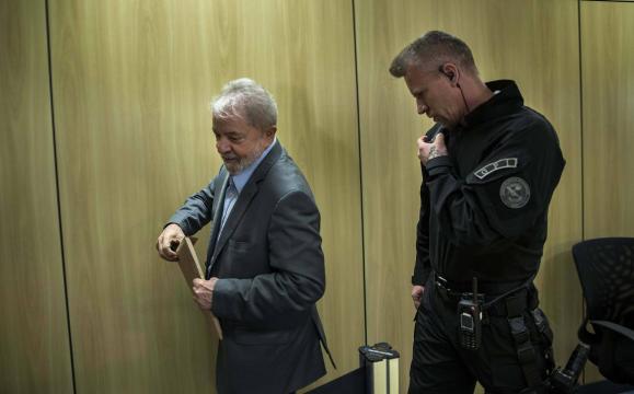 Prisão está fazendo mal a Lula, diz Doria; políticos comentam entrevista