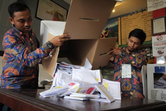 Contagem manual de milhões de votos deixa 272 pessoas mortas e outras 1.878 doentes na Indonésia