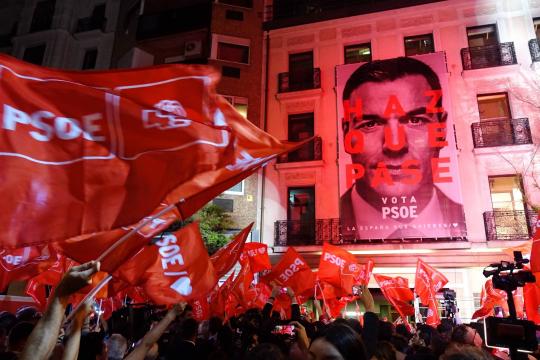 Centro descarta aliança com socialistas espanhóis, que devem buscar separatistas