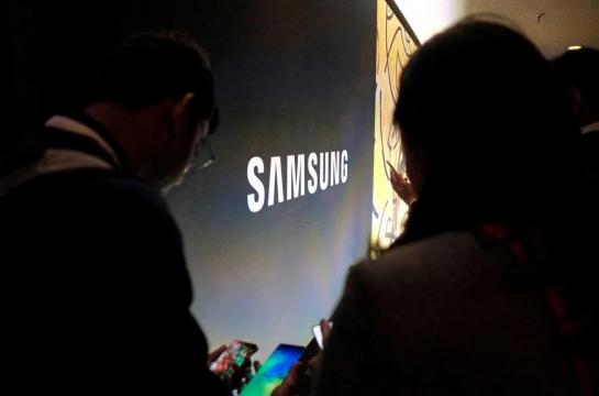 Samsung Electronics counts on better second half after first-quarter profit drops