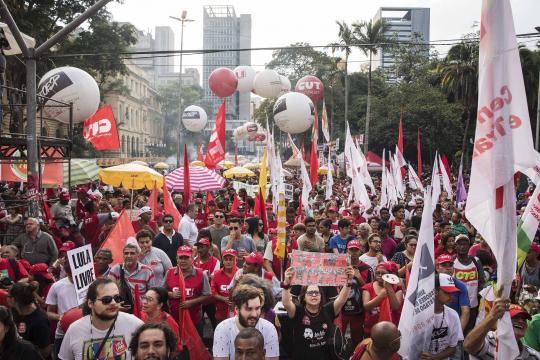 'Confesso que foi simpático', diz líder sindical após reunião com Bolsonaro