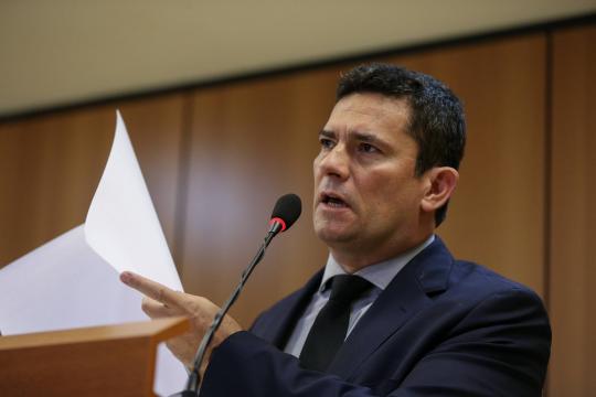 Salvo-conduto de Bolsonaro a fazendeiro é discussão prematura, diz Moro