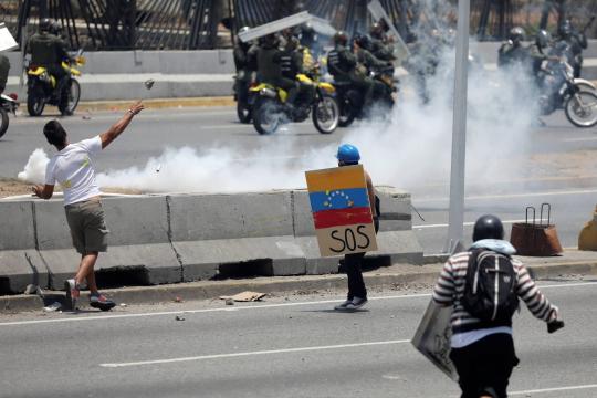 Problemas de comunicação são triviais perto dos riscos reais de cobrir a crise na Venezuela