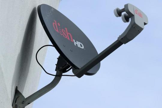 Dish quarterly profit misses on pay-TV subscriber losses