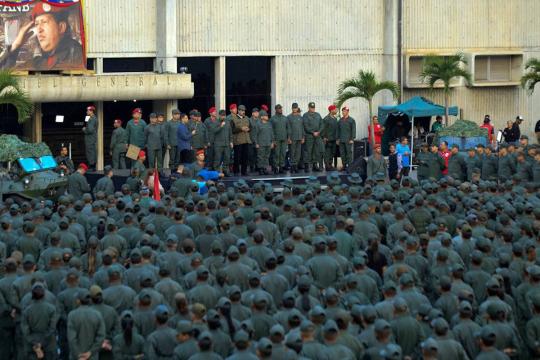 Contra retomada de protestos, Maduro volta a endurecer censura