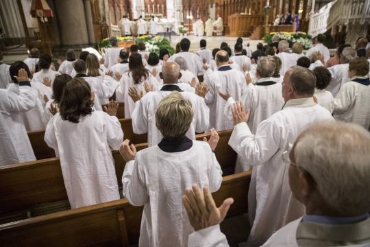 Como é se tornar católico nos EUA na era das denúncias contra a igreja