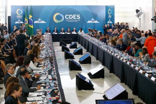 Bolsonaro extingue mais de 50 conselhos e colegiados criados nos governos do PT