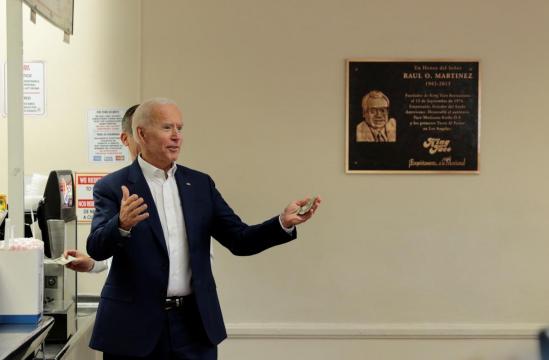 Biden meets with big-dollar California donors, invites press to attend