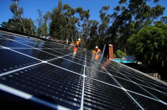 U.S. solar hits 2 million installations, will double in four years