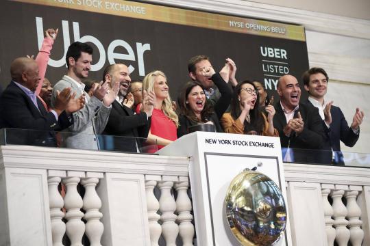 Ações da Uber fecham quase 8% abaixo do preço de IPO