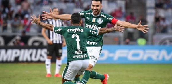 Brasileirão | Palmeiras vence Atlético com dois golaços de Bruno Henrique