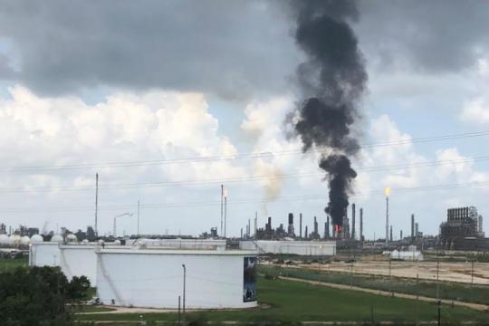 Exxon fights fire at Baytown, Texas, oil complex; six injured
