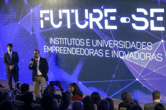 Um futuro para as universidades federais?