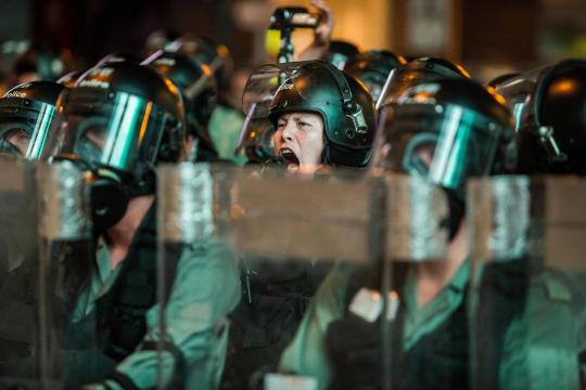 Em 8º fim de semana de atos, policiais reprimem protesto em Hong Kong