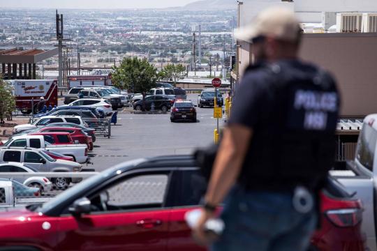 Governo do México estuda pedir extradição de atirador dos EUA e o chama de terrorista