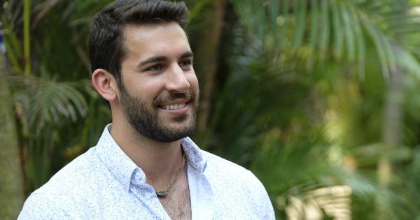 Derek's Had a Tough Go at Bachelor in Paradise, but These Thirsty People Are Ready to Date Him