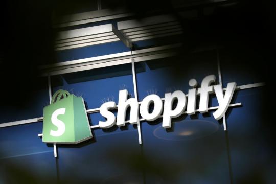 Shopify to offer cash loan advances for small businesses in Canada hit by coronavirus