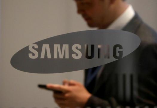 Samsung's phone fortunes wane as COVID-19 hits 5G phones in Europe and U.S.