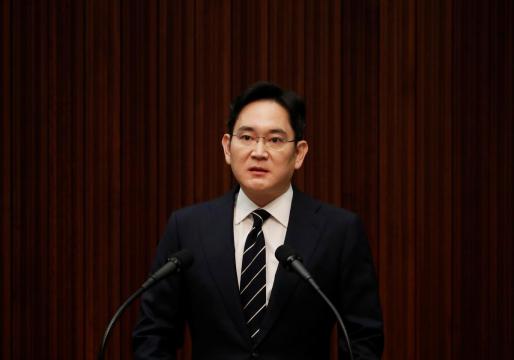 Samsung Group heir questioned by prosecutors over contentious 2015 deal