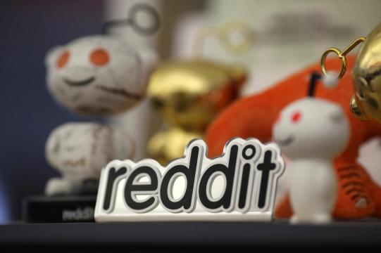 Reddit names Michael Seibel to board after Ohanian's call for black candidate