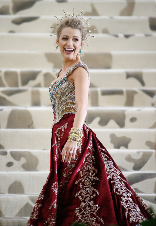 Basically Blake Lively is a fashion queen and we should all bow down.