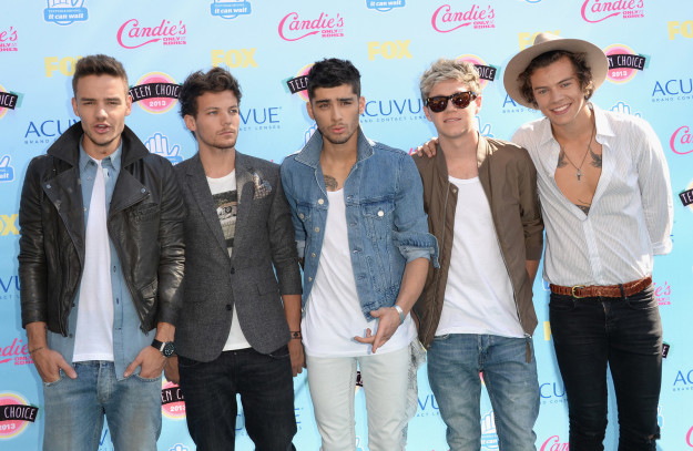 One Direction were still five members strong (AND showing up to the Teen Choice Awards).