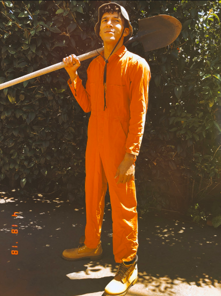 That's right, not only did the 29-year-old actor and rapper show fans that he kept the orange coveralls from the film, BUT he also put it on to prove that the outfit still fits!