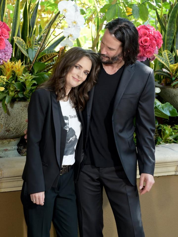 Winona-Ryder-Keanu-Reeves-Pictures.jpg