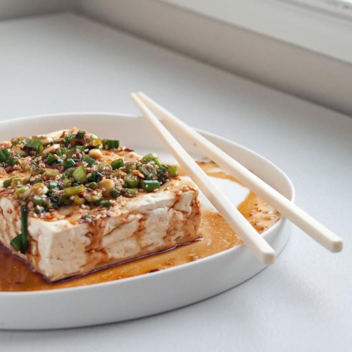 Korean-Tofu-Spicy-Garlic-Sauce.jpg
