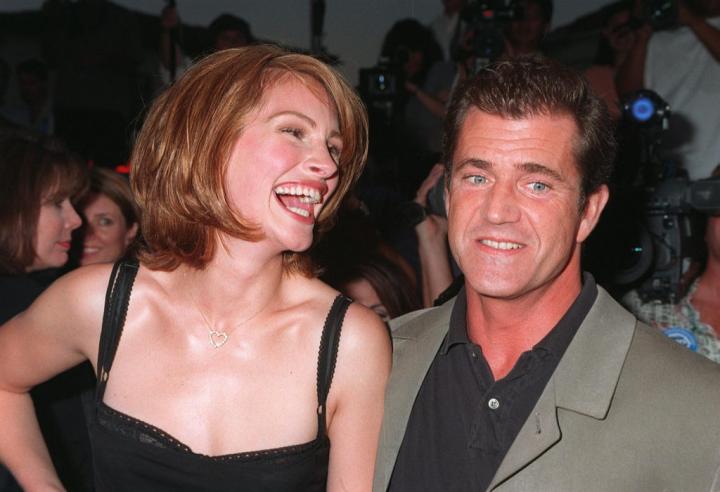 mel-gibson-julia-roberts-1024x700.jpg