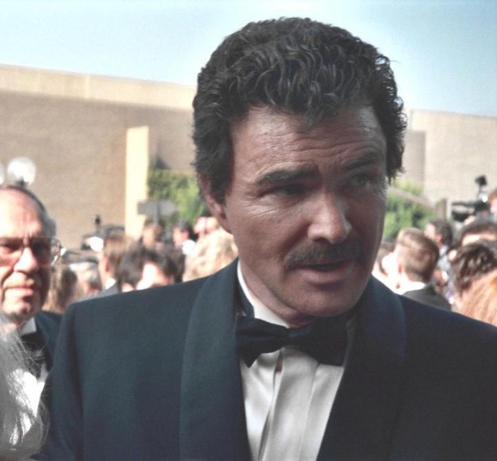 Burt_Reynolds_2075852079-copy-1024x949.jpg