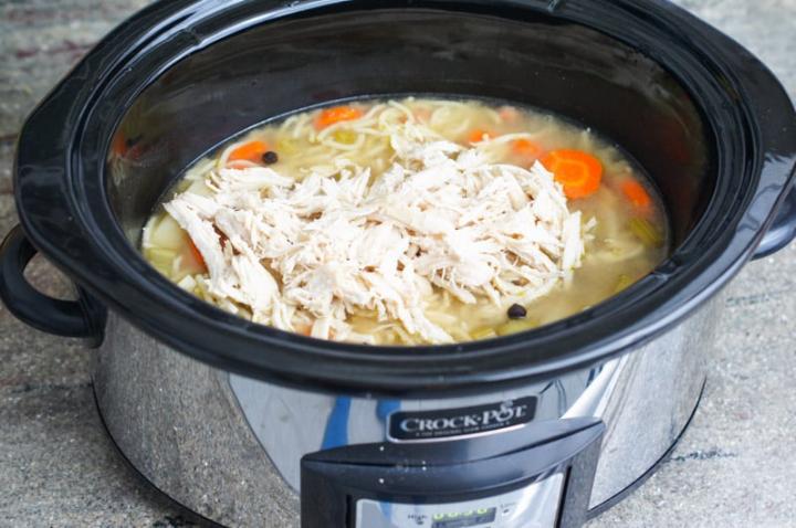 Slow-Cooker-Chicken-Soup-Yuca.jpg