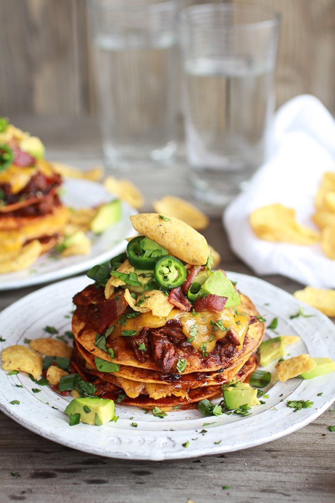 Slow-Cooker-Chicken-Chili-Con-Carne-Loaded-Tostada-Stacks.jpg