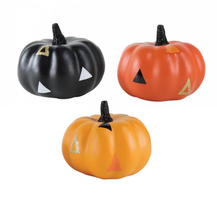 Hyde-Eek-Boutique-Mini-Halloween-Pumpkin-Painted-Triangles.jpeg