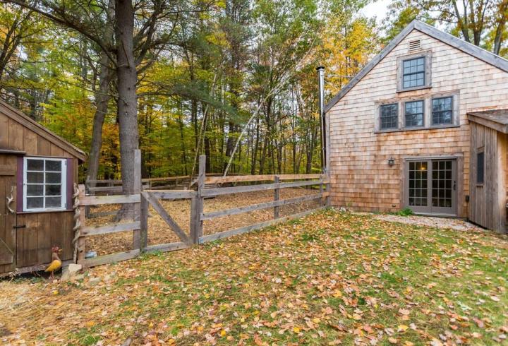 Maine-Barn.jpg