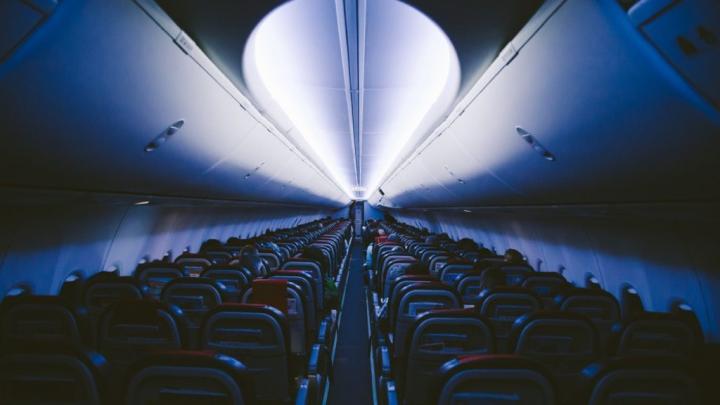 nighttime-plane-interior-1024x576.jpg