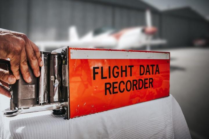 black-box-flight-recorder-1024x683.jpg