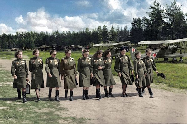 wwii-colorized-photos-are-a-fascinating-look-at-history-xx-photos-2.jpg?quality=85&strip=info&w=600