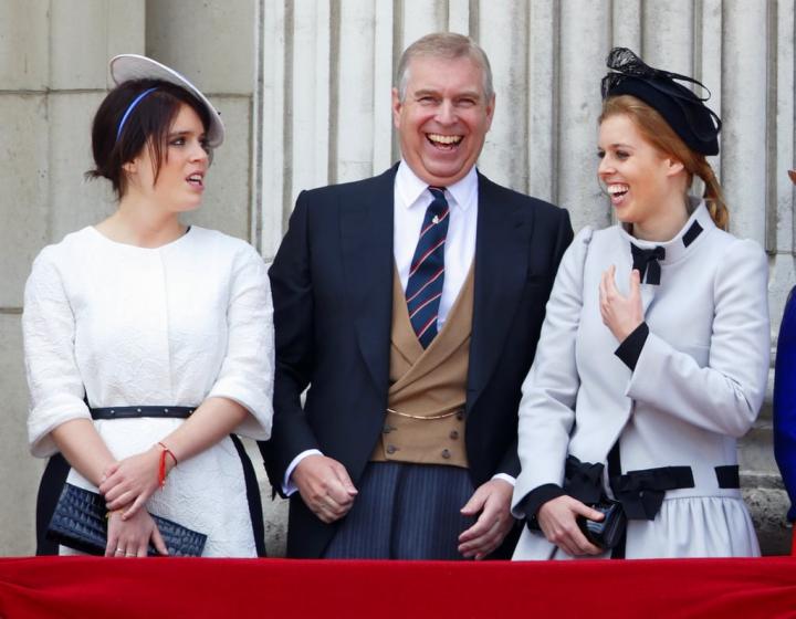 Andrew-giggled-his-girls-balcony-Buckingham-Palace.jpg