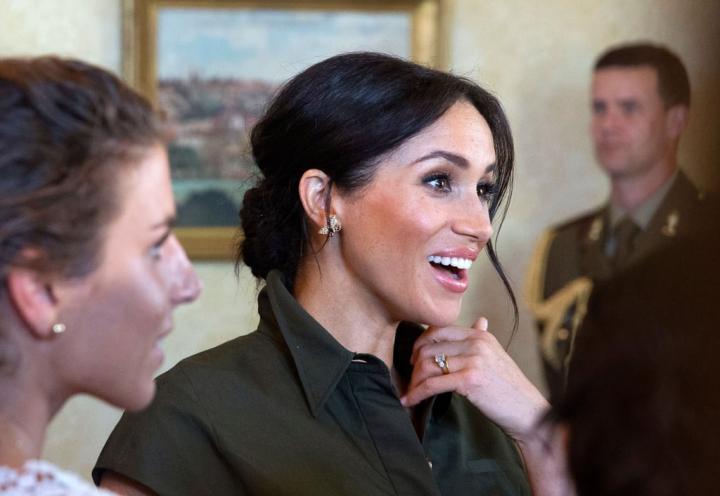 Meghan-Markle-Meets-Baby-Sydney-October-2018.jpg