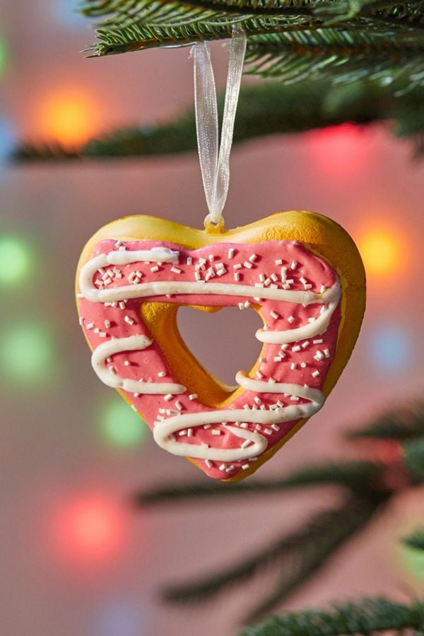 Donut-Heart-Christmas-Ornament.jpg