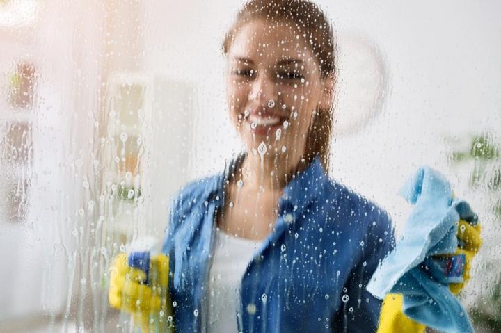 woman-cleaning-window-1024x682.jpg