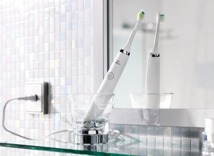 electric-toothbrush-gear-article-1024x750.jpg