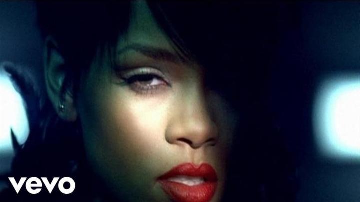 Disturbia-Rihanna.jpg