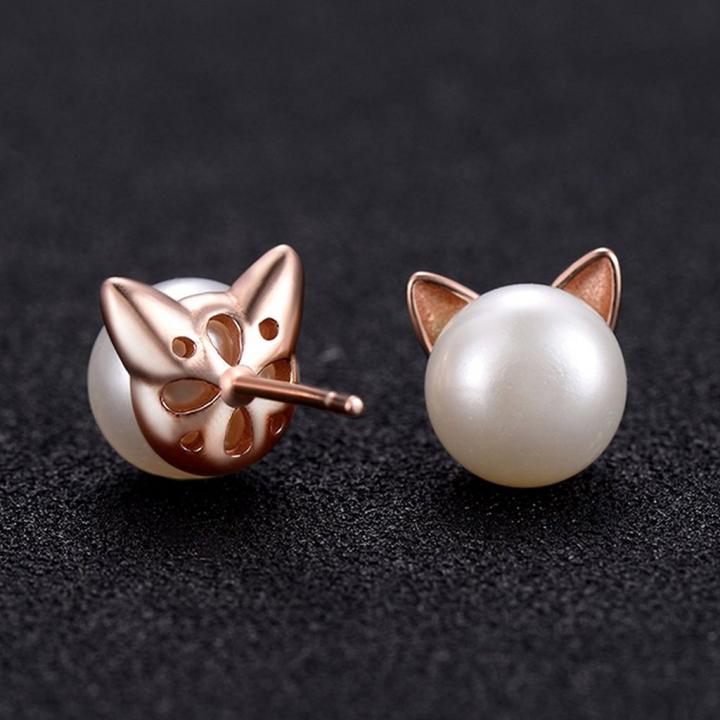 Everu-Pearl-Stud-Earrings.jpg